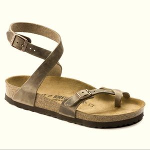 BRAND NEW Birkenstocks - Yara, leather, size 6-6.5